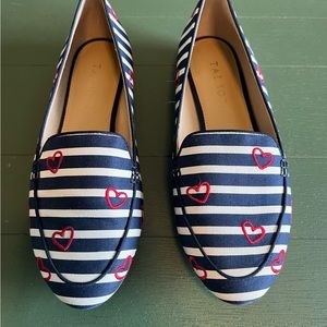 Talbots Navy Loafers with Red Embroidered Hearts 6.5